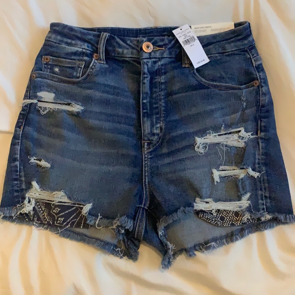 NWT- American eagle shorts sz: 8